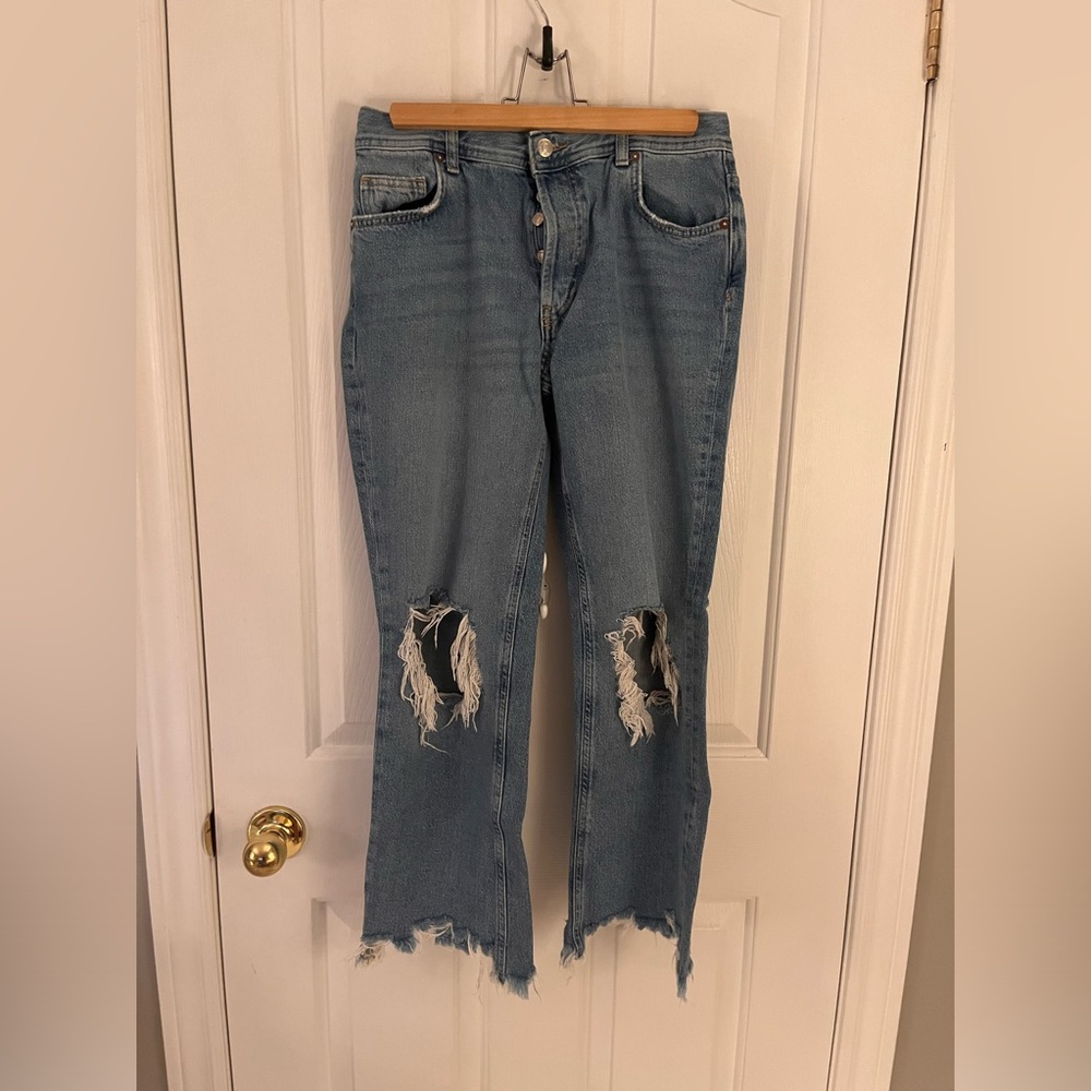 Cropped boyfriend jeans